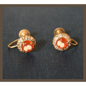 vintage gold-tone screw back cameo earrings - signed Vargas